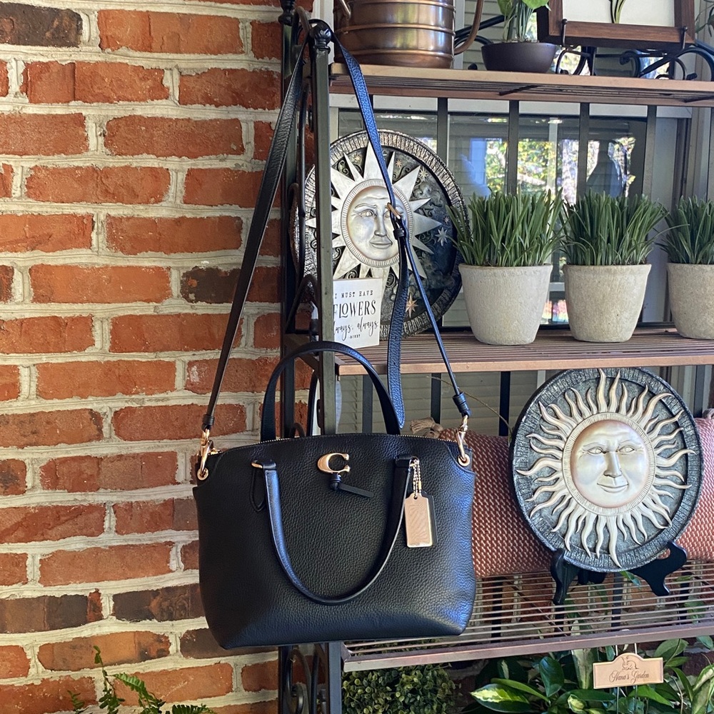 Coach Black pebbled leather satchel, like new condition with dust bag - Picture 4 of 6